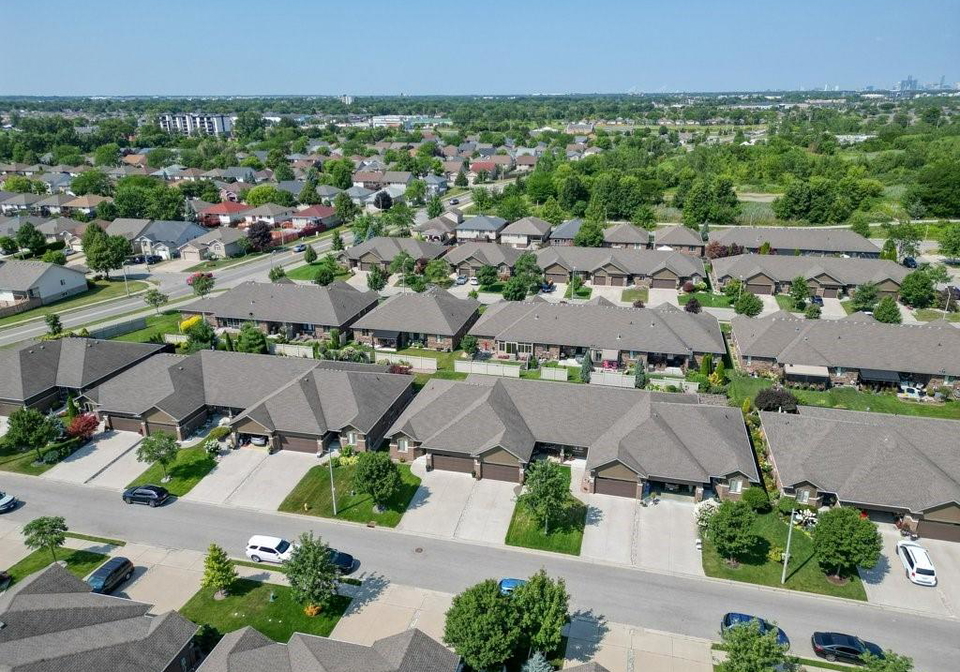 2243-gatwick-avenue-windsor-ontario-26018685
