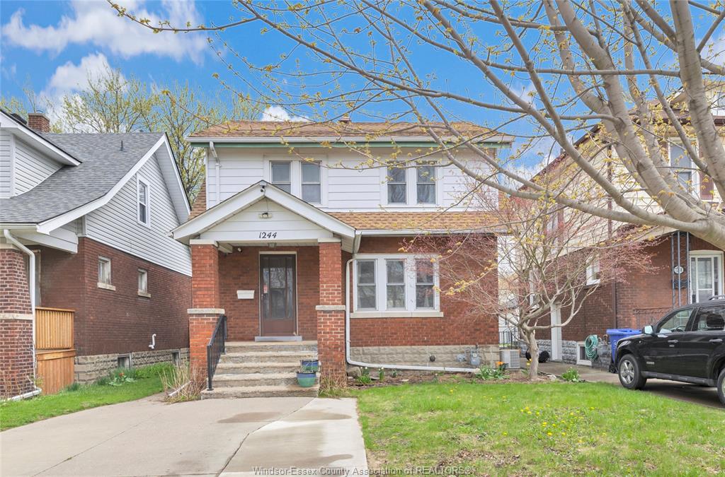 1244-marentette-windsor-ontario-26018687