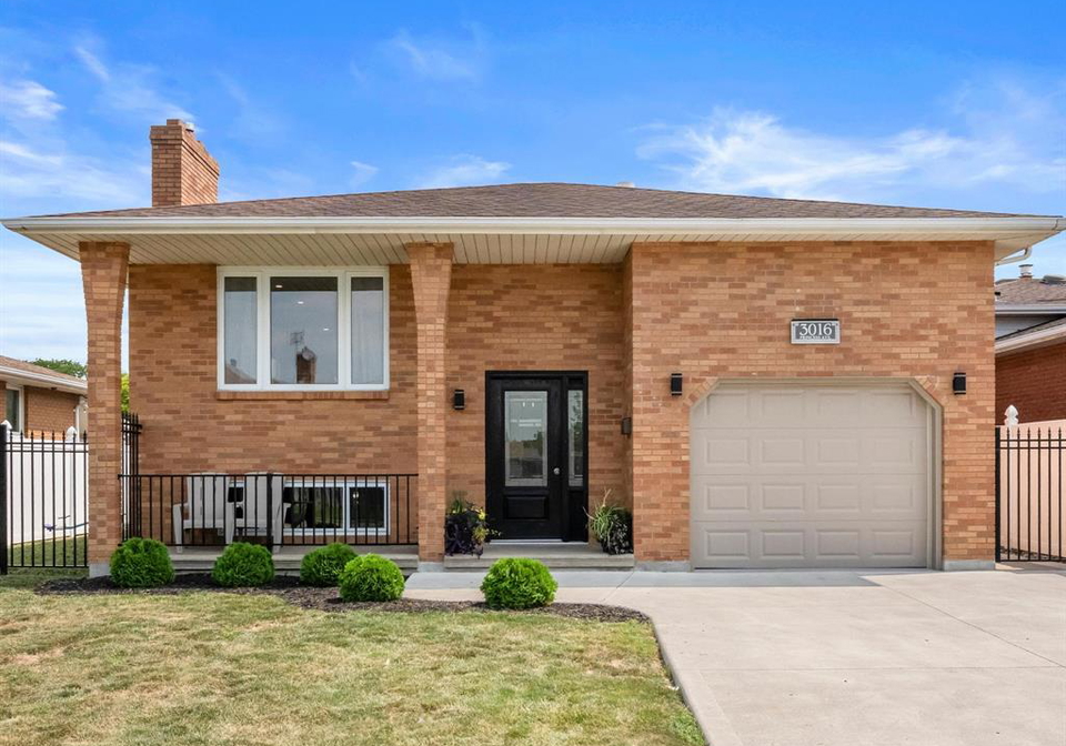 3016-princess-windsor-ontario-26018701