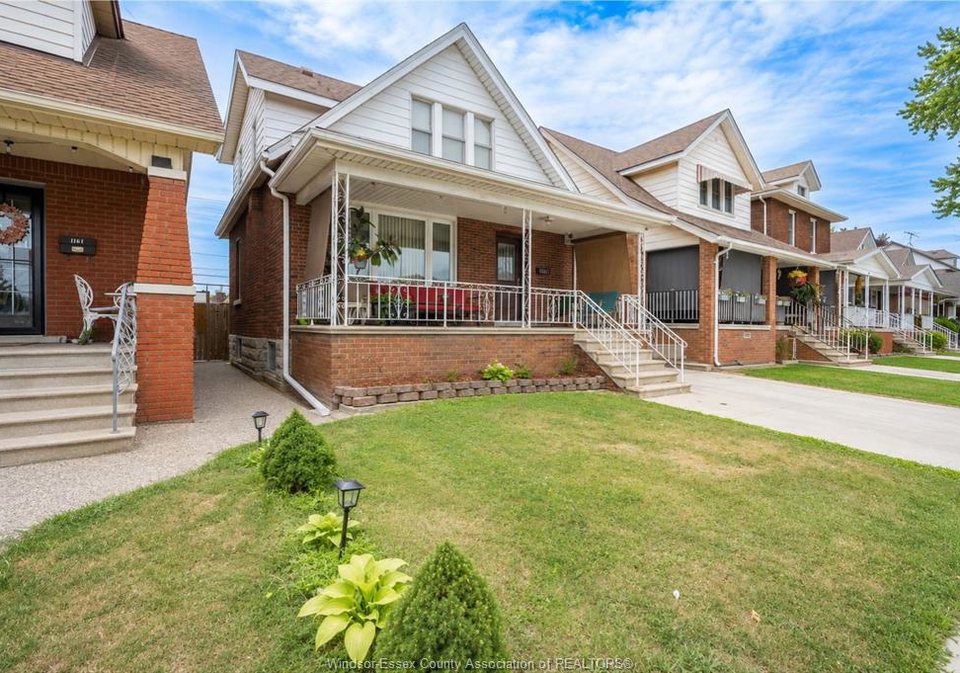 1163-louis-avenue-windsor-ontario-26018704