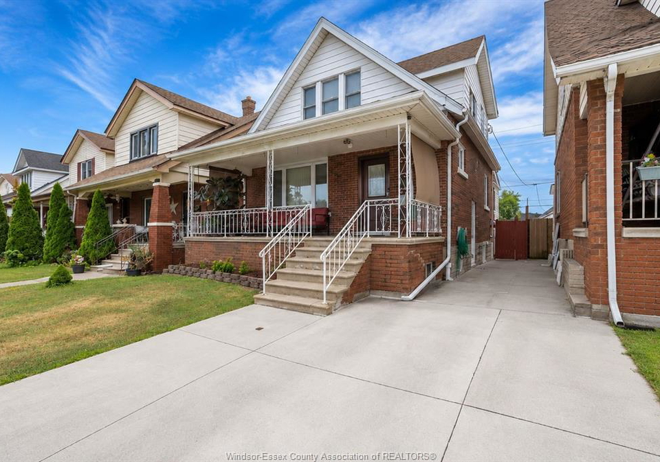 1163-louis-avenue-windsor-ontario-26018704