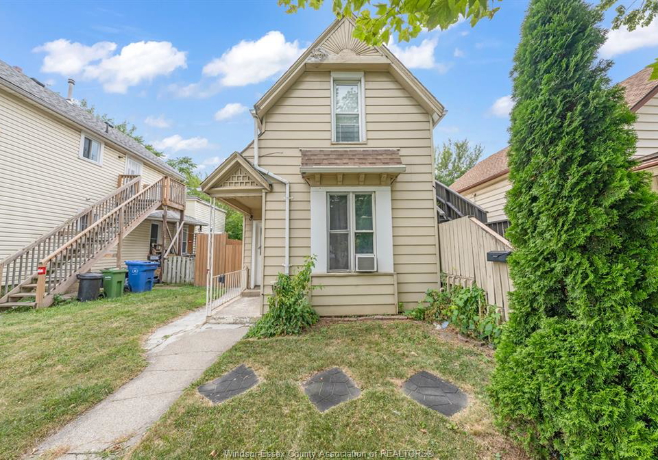 253-curry-avenue-windsor-ontario-26018709