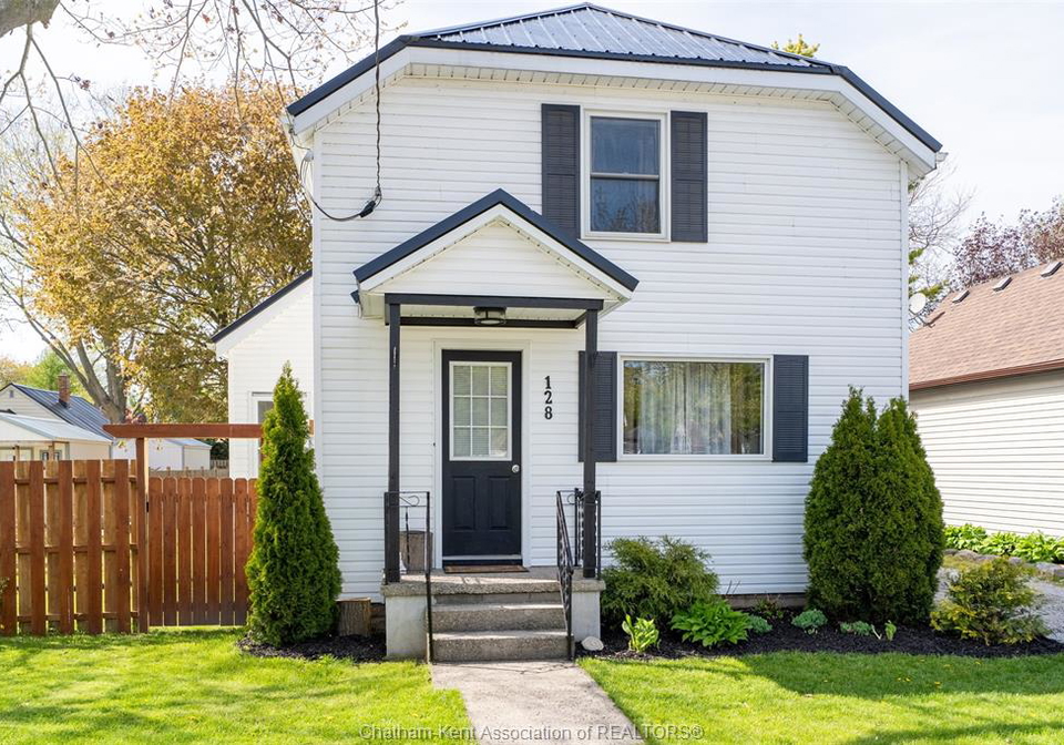 128-elizabeth-street-thamesville-ontario-26018710