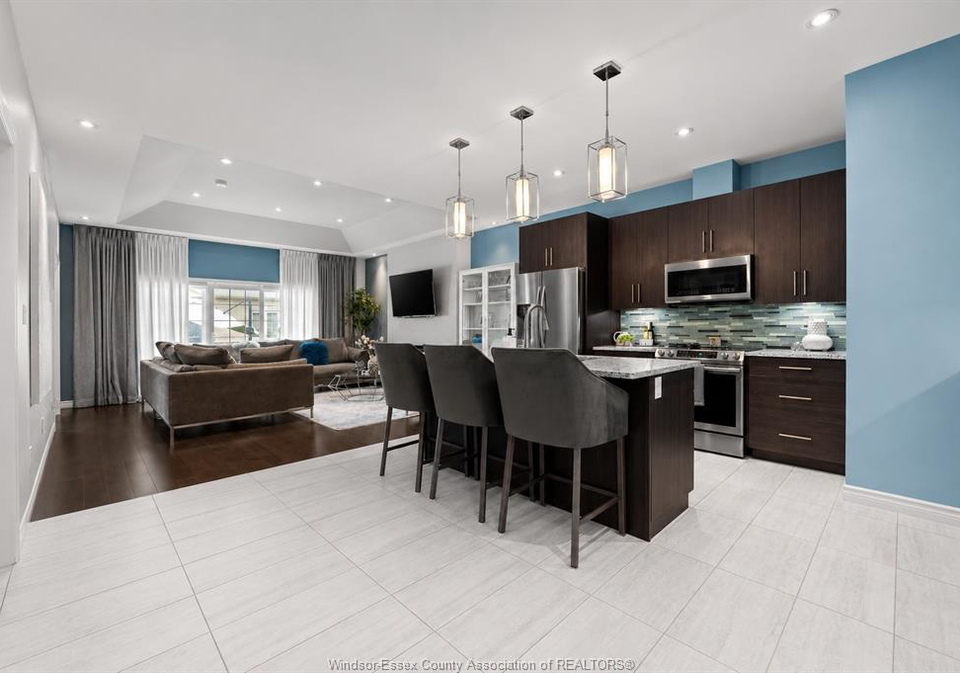 6087-livingstone-street-windsor-ontario-26018729
