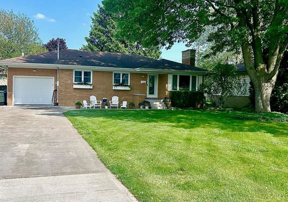 338-barry-avenue-tecumseh-ontario-26018738
