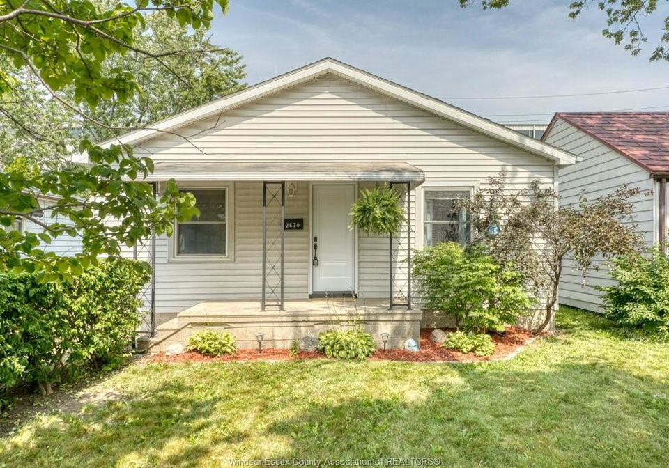 2670-meldrum-windsor-ontario-26018742