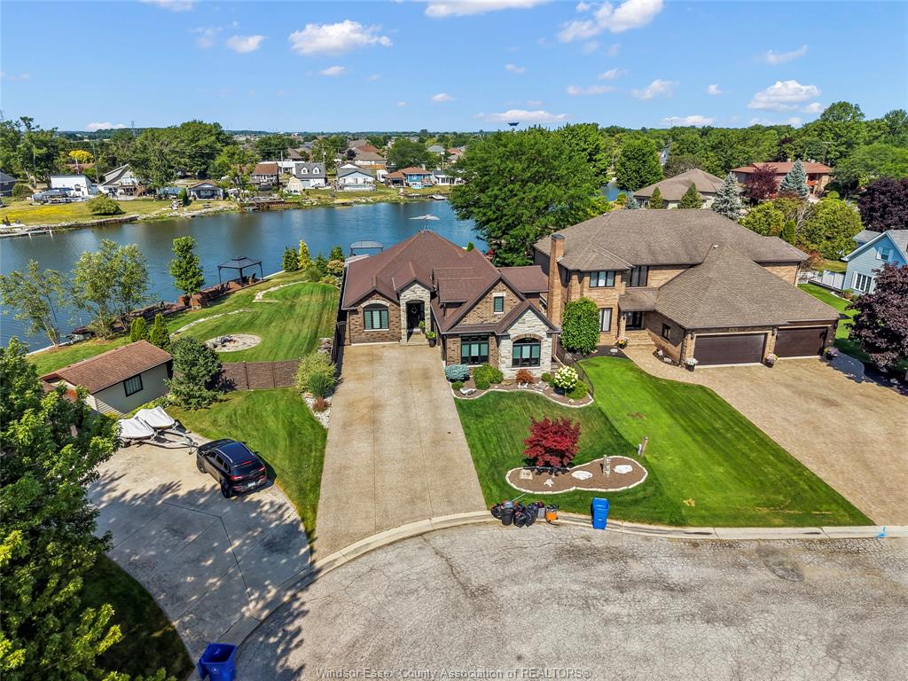 536-riviera-estate-drive-belle-river-ontario-26018744