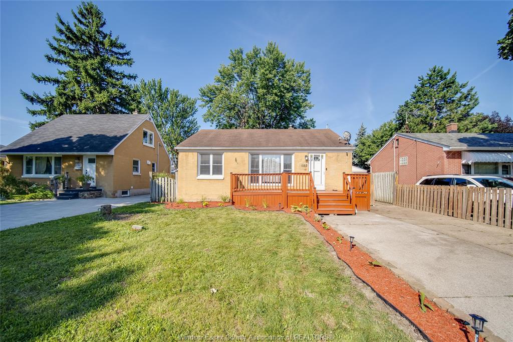 1153-harrison-windsor-ontario-26018745