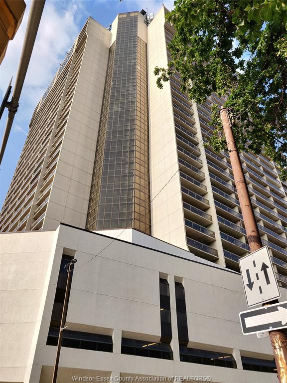 150-park-windsor-ontario-26018746