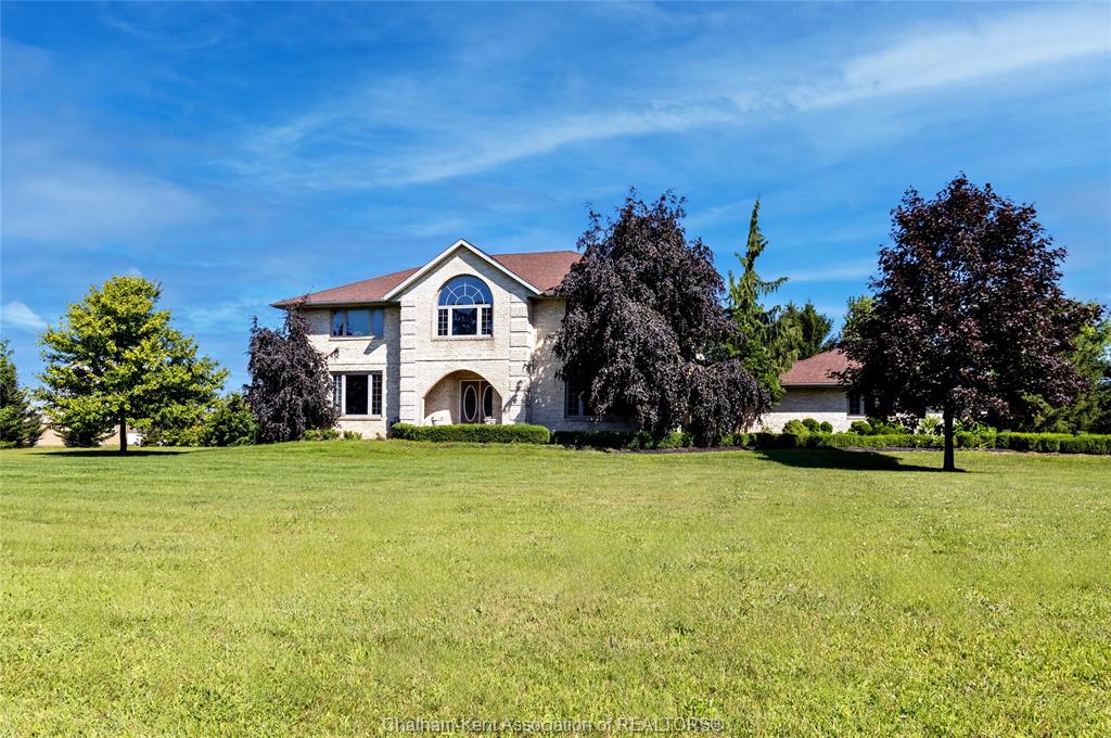 23356-dew-drop-road-thamesville-ontario-26018753