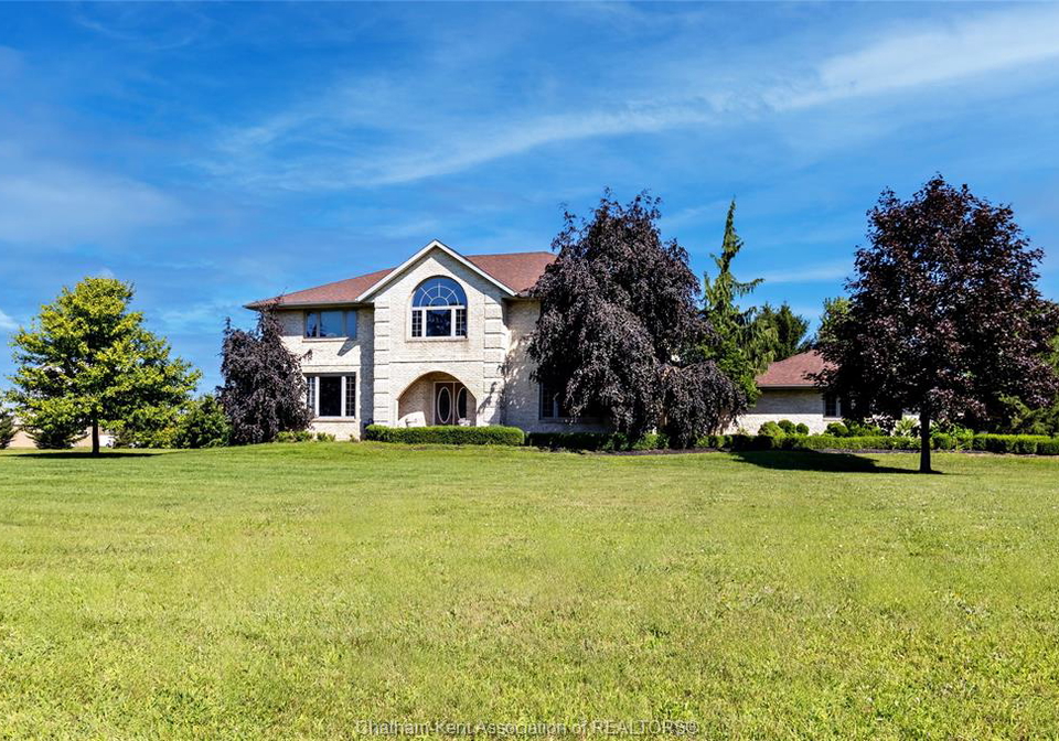 23356-dew-drop-road-thamesville-ontario-26018753