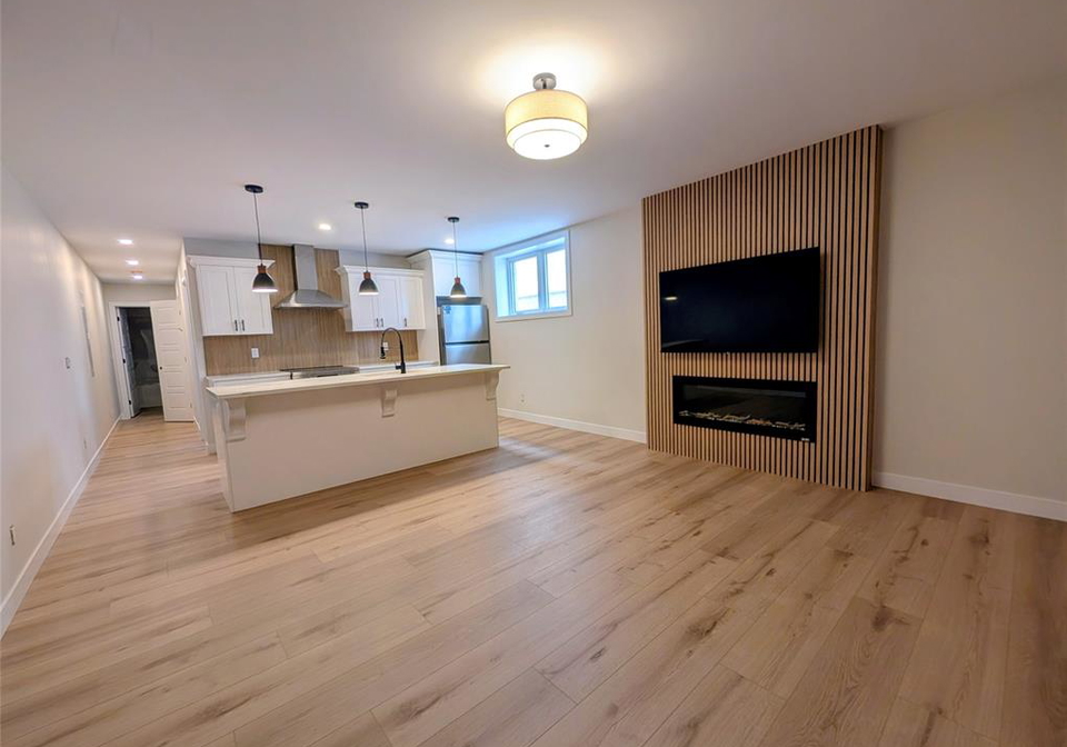 1707-ford-boulevard-windsor-ontario-26018759
