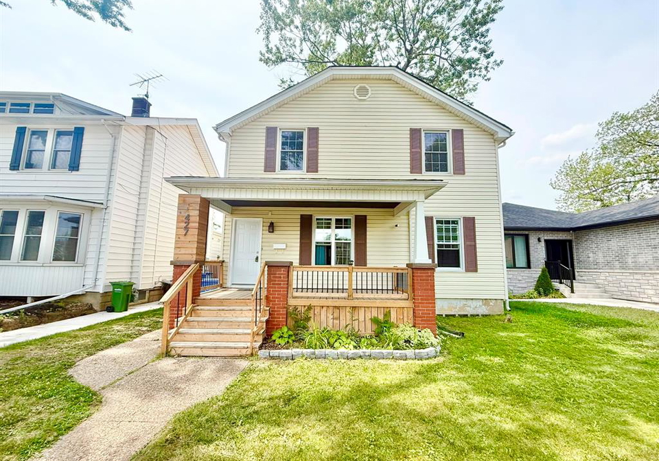 427-cameron-windsor-ontario-26018765