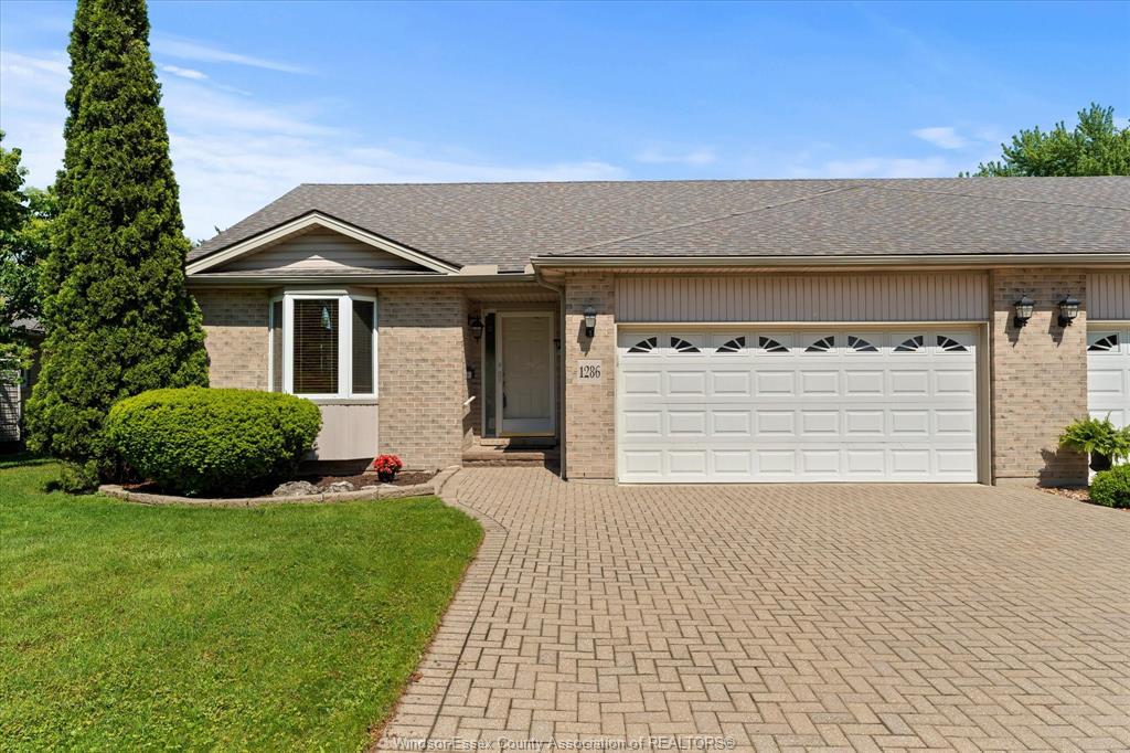 1286-rendezvous-windsor-ontario-26018768