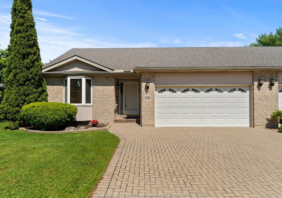 1286-rendezvous-windsor-ontario-26018768