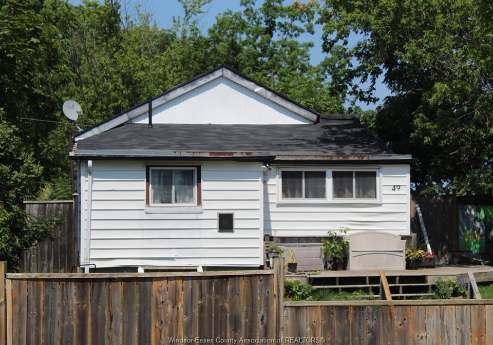 49-kennedy-brantford-ontario-26018769
