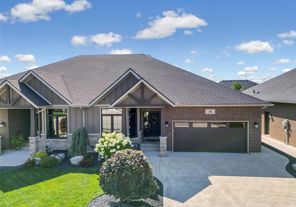 16-robin-court-kingsville-ontario-26018774
