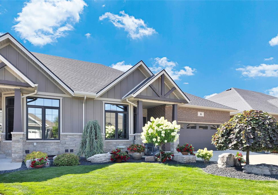 16-robin-court-kingsville-ontario-26018774