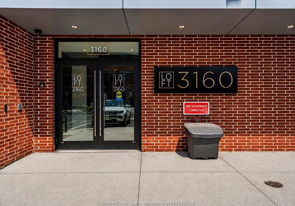 3160-meadowbrook-lane-windsor-ontario-26018778