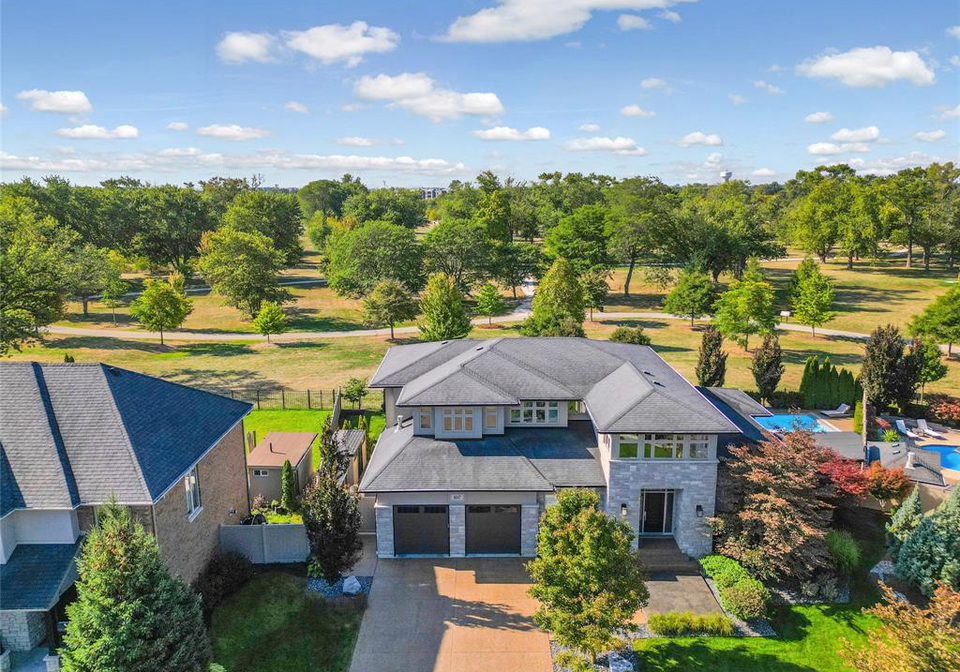 107-christy-lane-tecumseh-ontario-26018784