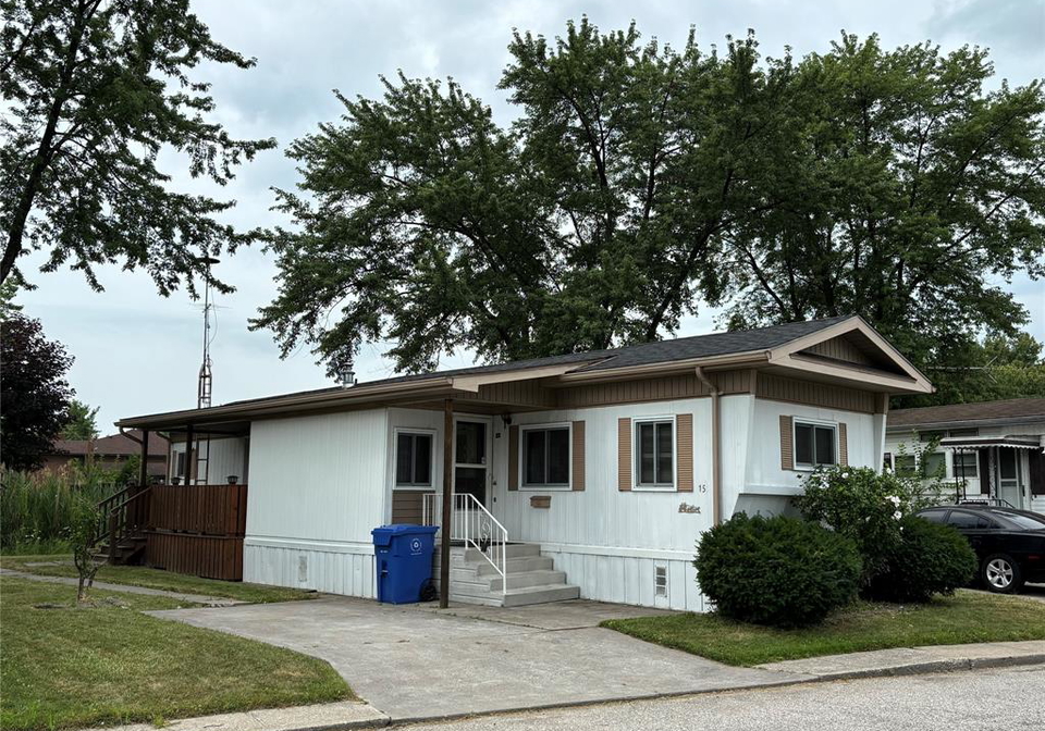 15-wilder-south-lakeshore-ontario-26018786