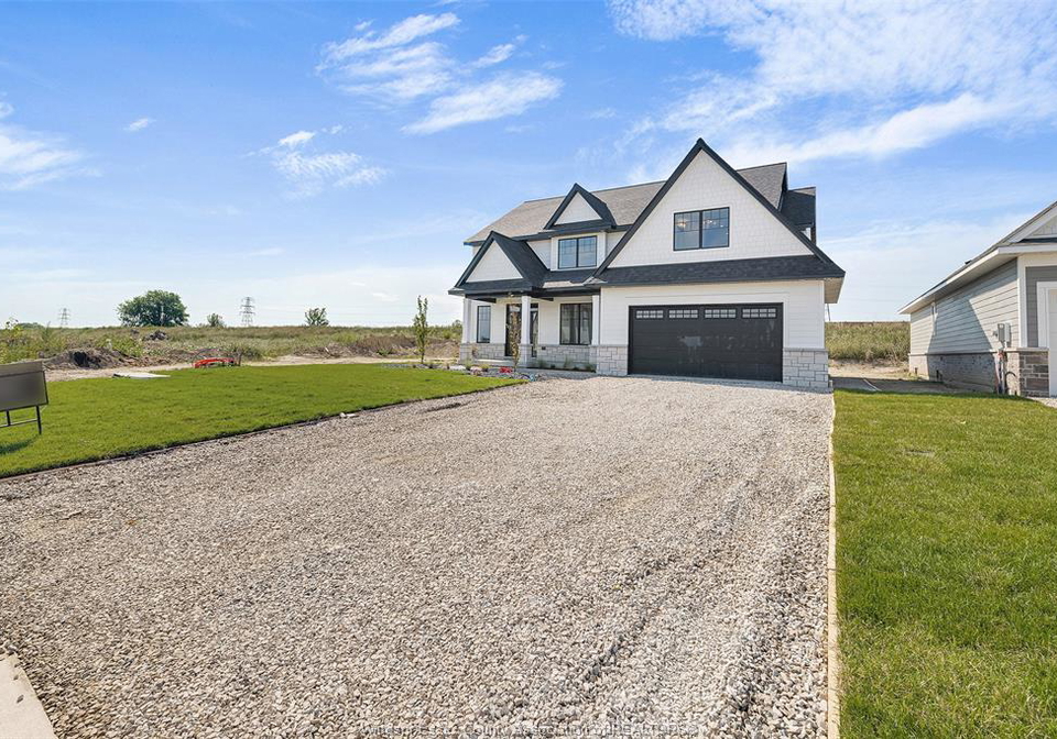 261-charles-street-essex-ontario-26018788