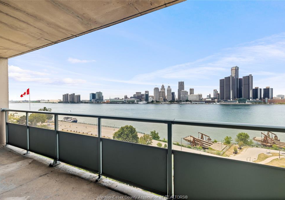 111-riverside-drive-windsor-ontario-26018793