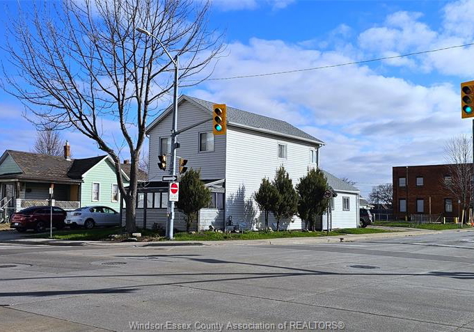 194-glengarry-avenue-windsor-ontario-26018799