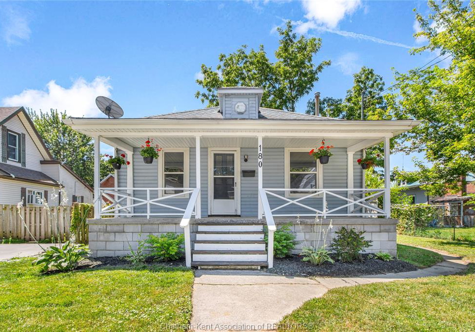 180-raleigh-street-chatham-ontario-26018801