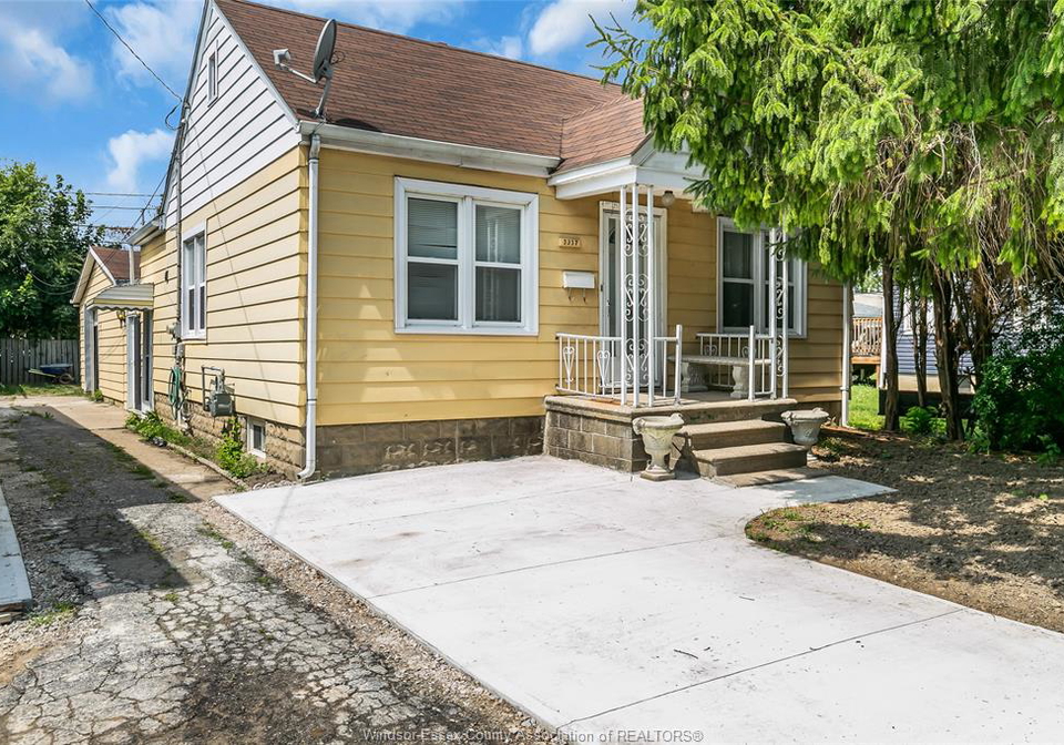 3337-riberdy-road-windsor-ontario-26018803