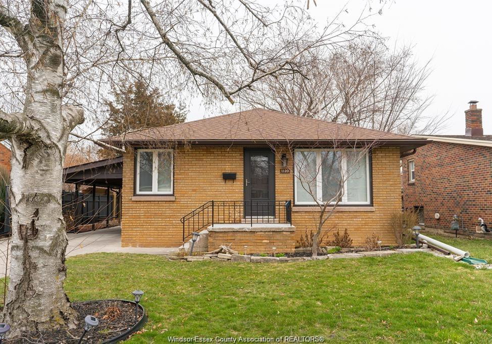 1120-parkview-avenue-windsor-ontario-26018814