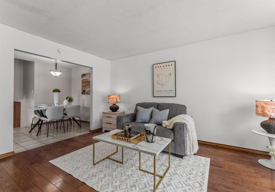 19-bruce-leamington-ontario-26018818