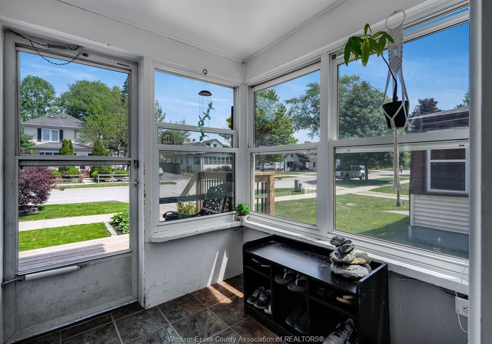 25-stanley-street-kingsville-ontario-26018821