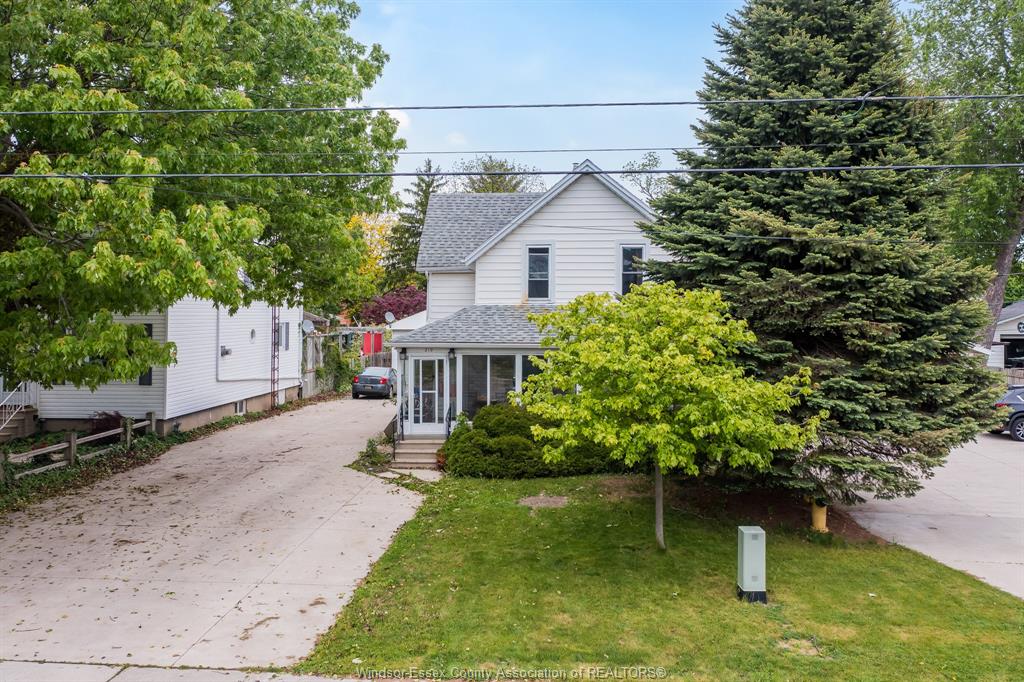 219-inshes-chatham-ontario-26018825