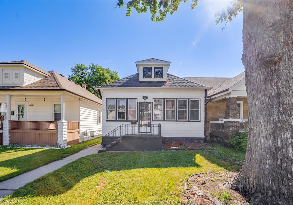 1170-pierre-avenue-windsor-ontario-26018827