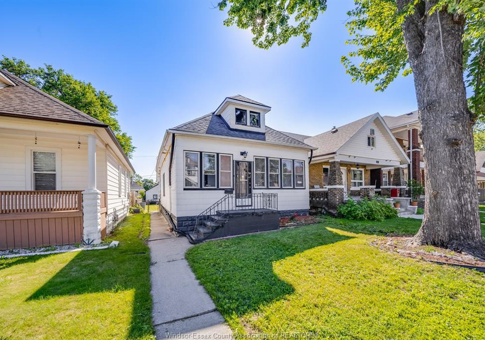 1170-pierre-avenue-windsor-ontario-26018827
