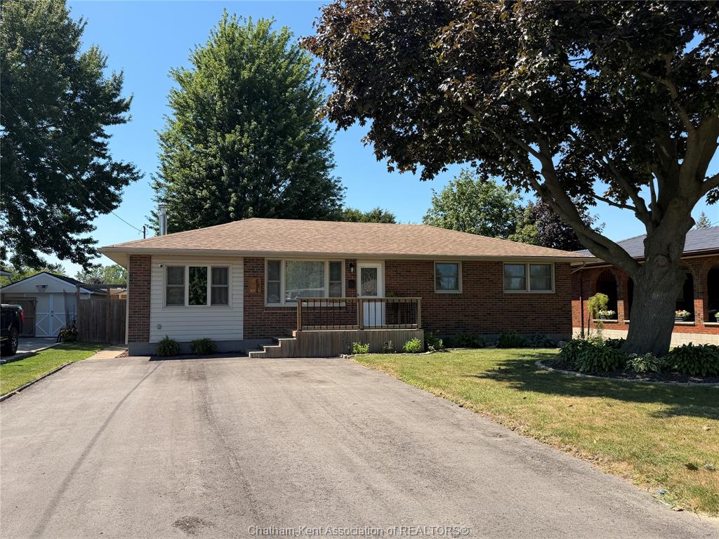 694-albert-street-wallaceburg-ontario-26018838