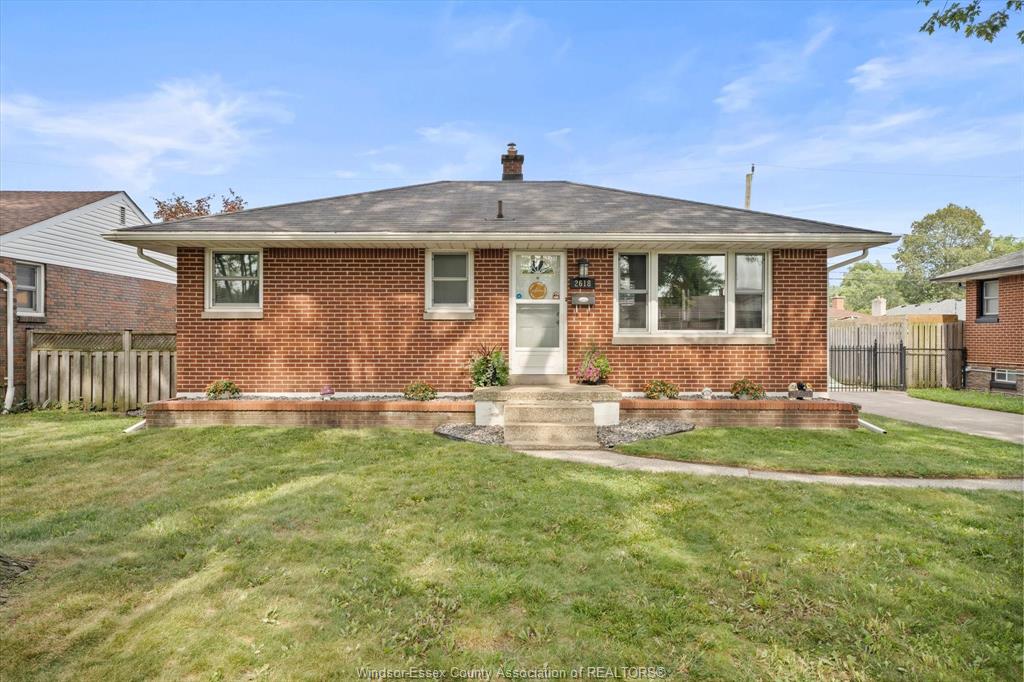 2618-askin-avenue-windsor-ontario-26018839
