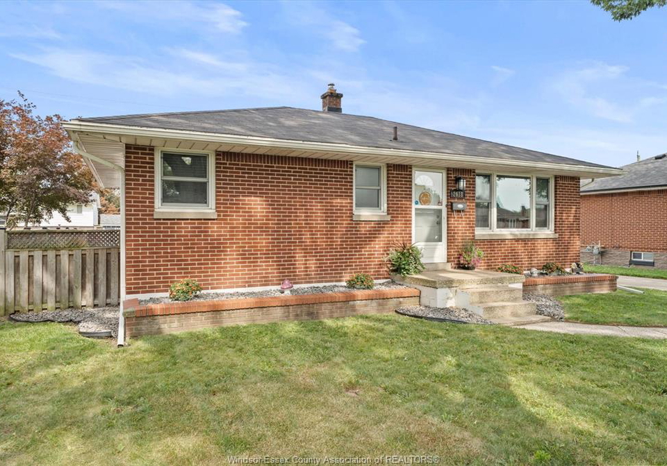 2618-askin-avenue-windsor-ontario-26018839