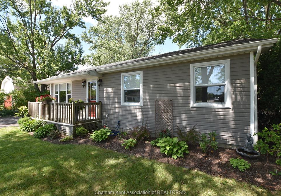 8585-james-street-charing-cross-ontario-26018849