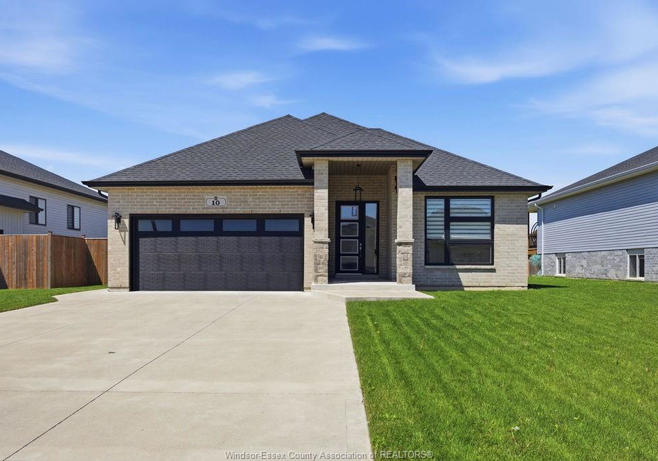 10-lundy-street-amherstburg-ontario-26018864