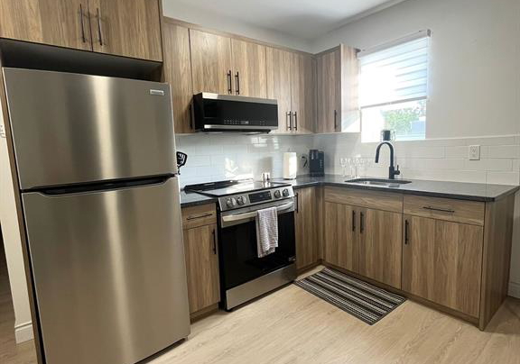 808-ottawa-street-windsor-ontario-26018876