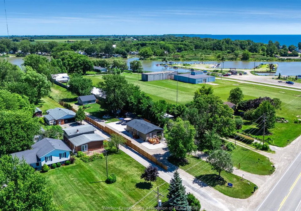 574-bevel-line-leamington-ontario-26018880