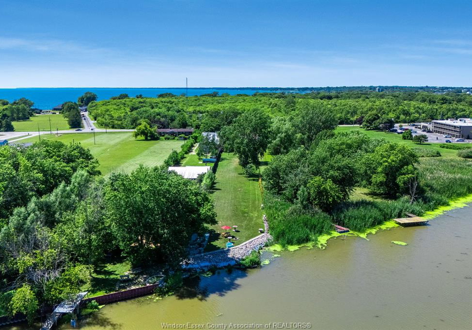 574-bevel-line-leamington-ontario-26018880