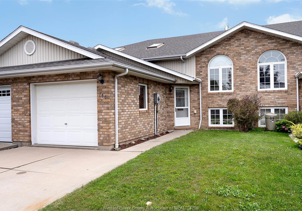 144-bennie-avenue-leamington-ontario-26018882