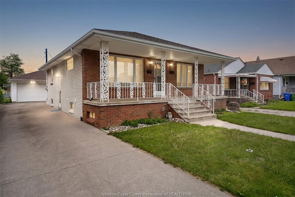 1639-langlois-avenue-windsor-ontario-26018885