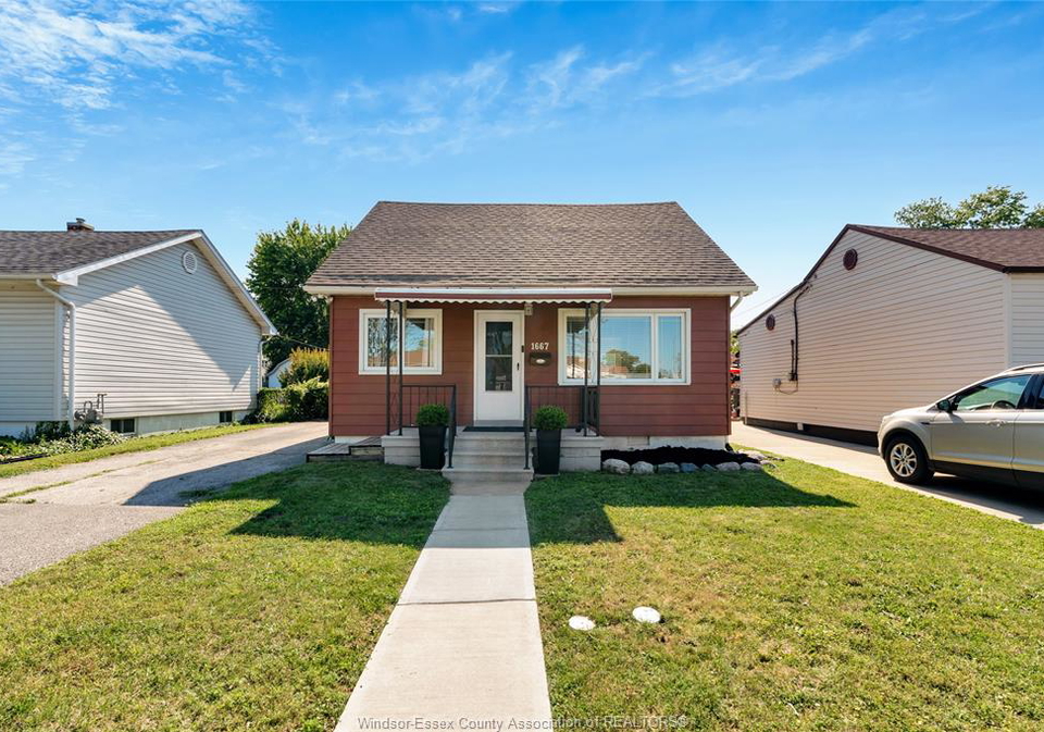 1667-aubin-windsor-ontario-26018886