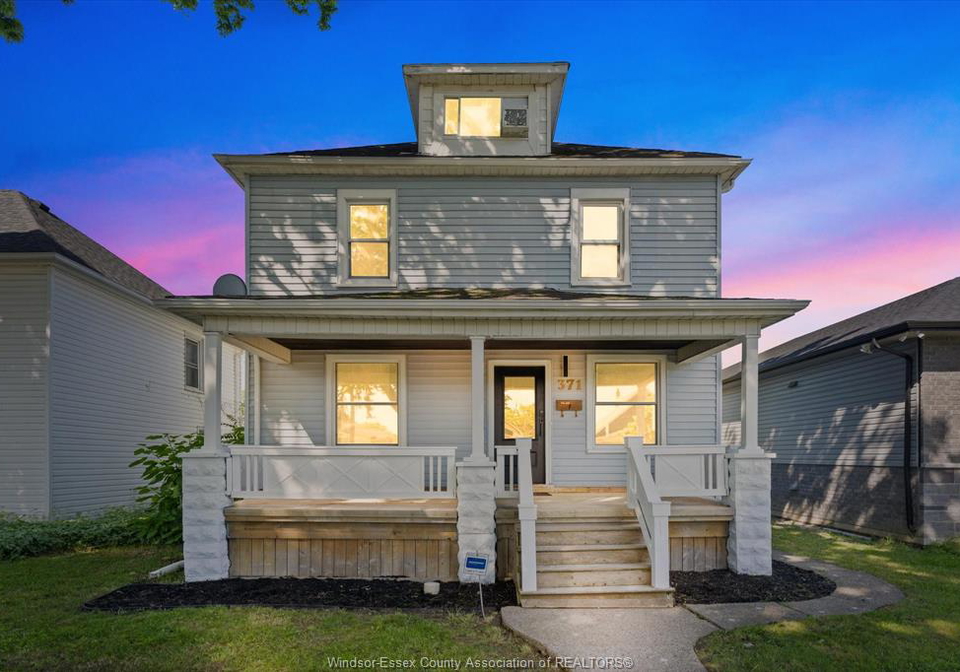 371-curry-windsor-ontario-26018887