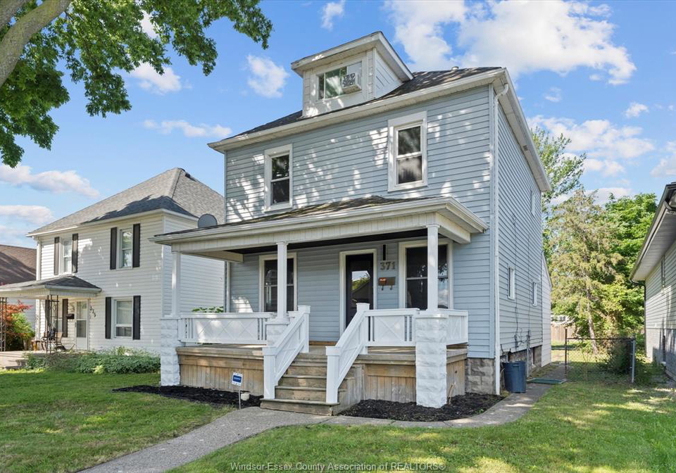 371-curry-windsor-ontario-26018887