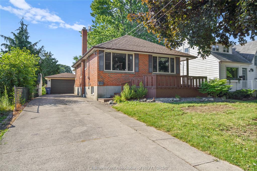 204-mcnaughton-avenue-east-chatham-ontario-26018890